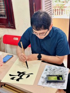 HDV/ Phiên dịch 口译员